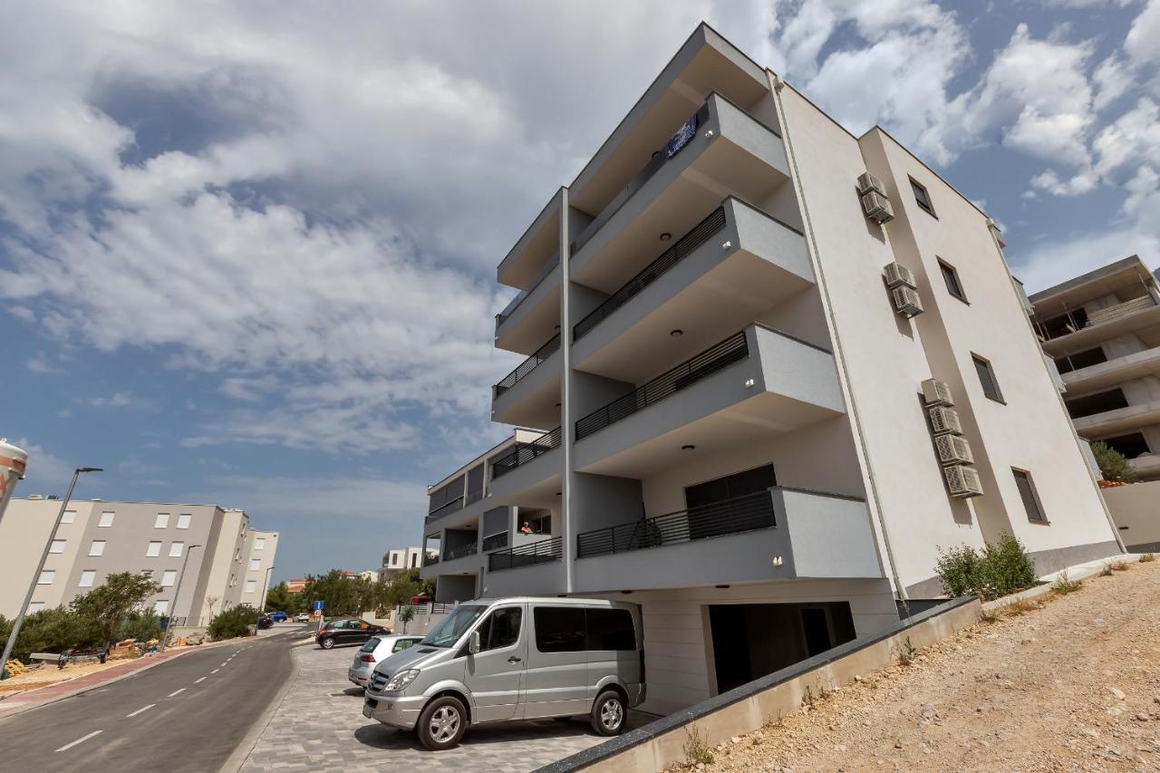 Luxury Apartment Adriasun Free Beach Parking ماكارسكا المظهر الخارجي الصورة