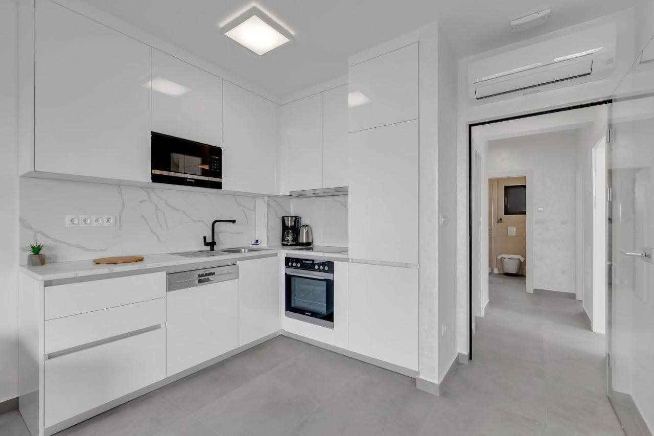 Luxury Apartment Adriasun Free Beach Parking ماكارسكا المظهر الخارجي الصورة