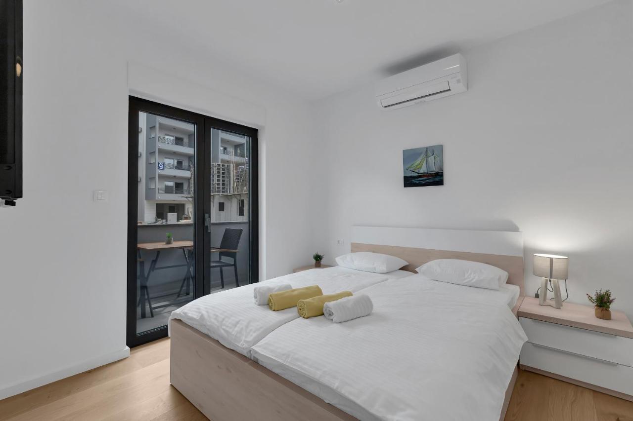 Luxury Apartment Adriasun Free Beach Parking ماكارسكا المظهر الخارجي الصورة