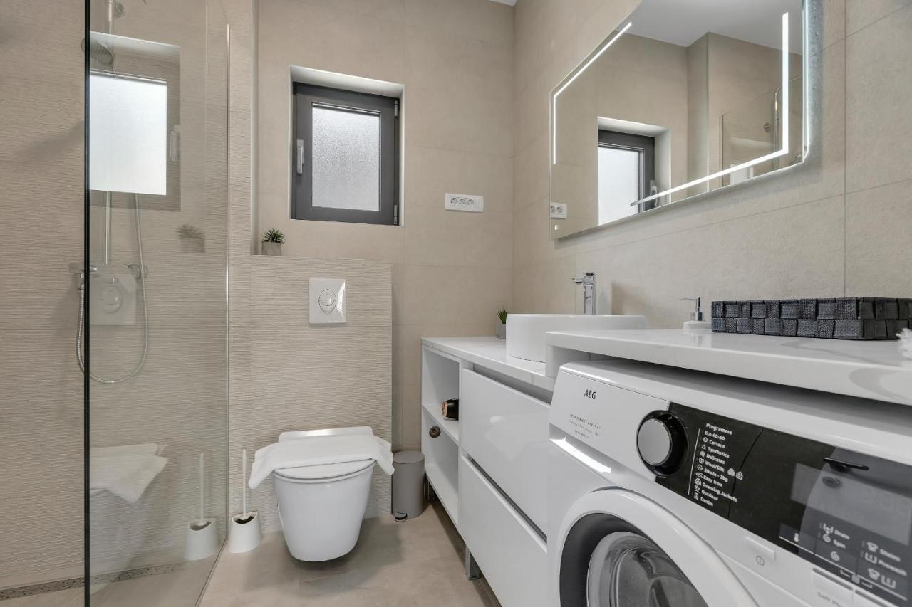 Luxury Apartment Adriasun Free Beach Parking ماكارسكا المظهر الخارجي الصورة